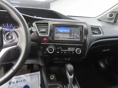 Honda Civic 2015, 53550 км, за 9100000 KRW - фото 11