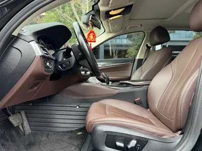 BMW 5 Series 2018, 80000 км, за 75000 CNY - фото 5