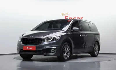 Kia Canival · 2018 год
