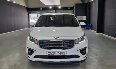 Kia Canival · 2019 год