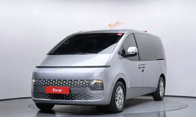 Hyundai Staria · 2025 год