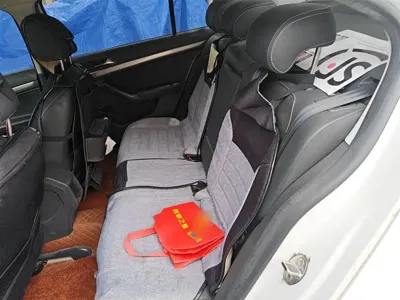Volkswagen Lavida 2016, 137900 км, за 25400 CNY - фото 18