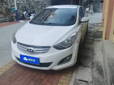 Hyundai Elantra Langdong · 2013 год