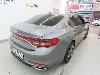 Hyundai Grandeur 2017, 80920 км, за 15000000 KRW