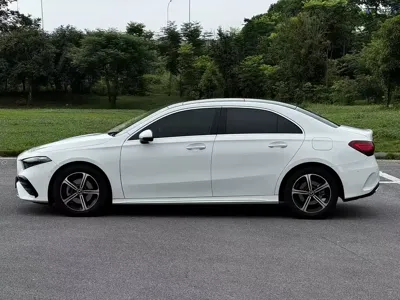 Mercedes-Benz A-Class 2024, 20000 км, за 138800 CNY
