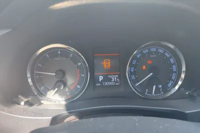 Toyota Corolla 2014, 130900 км, за 47629.69 CNY - фото 8