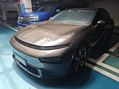 Xpeng P7 · 2021 год