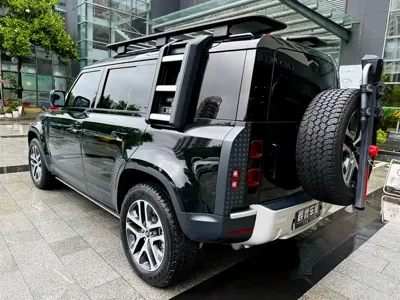 Land Rover Defender 2023, 40000 км, за 588800 CNY - фото 8