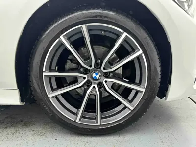 BMW 3 Series 2022, 54000 км, за 179800 CNY - фото 8