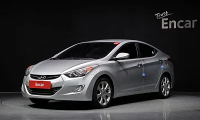 Hyundai Avante · 2012 год
