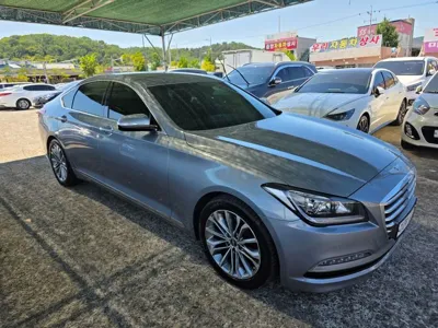Hyundai Genesis 2016, 97796 км, за 12490000 KRW
