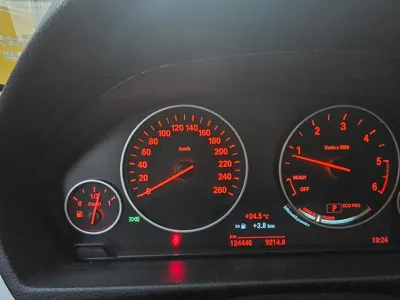 BMW 3-Series 2015, 125000 км, за 7500000 KRW - фото 10