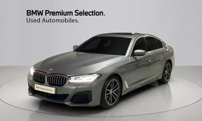 BMW 5-Series · 2023 год