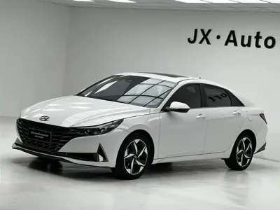 Hyundai Elantra 2021, 42000 км, за 73800 CNY - фото 1