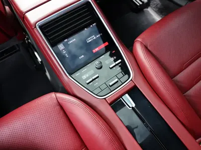 Porsche Panamera 2017, 96000 км, за 279800 CNY - фото 8