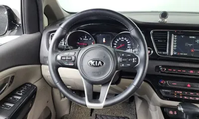 Kia Canival 2018, 80123 км, за 15990000 KRW - фото 13