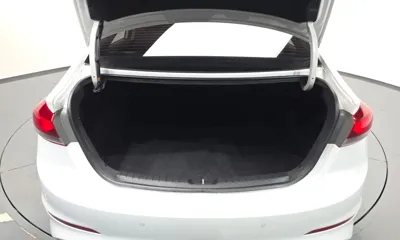 Hyundai Avante 2018, 84181 км, за 10200000 KRW - фото 20