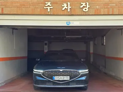 Genesis G90 · 2022 год