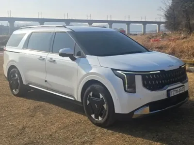 Kia Canival 2024, 115000 км, за 22060000 KRW - фото 3