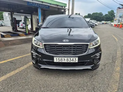 Kia Canival · 2019 год