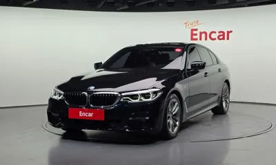 BMW 5-Series · 2018 год
