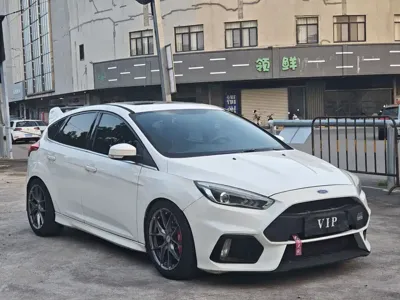 Ford Focus 2016, 120000 км, за 31800 CNY