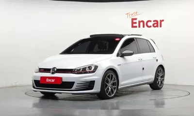 Volkswagen Golf · 2015 год