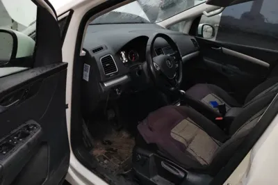 Volkswagen Sharan 2016, 80300 км, за 96660.33 CNY - фото 19