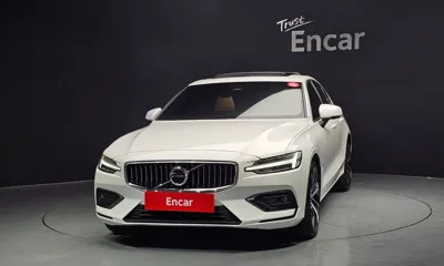 Volvo S60 2024, 30629 км, за 38800000 KRW
