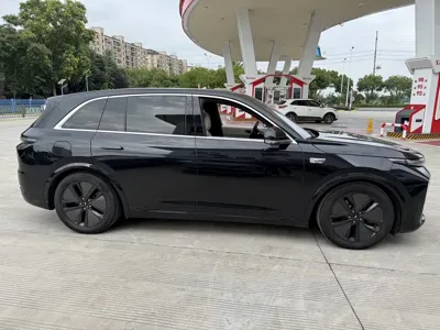 Li Auto Li L7 2024, 80000 км, за 178800 CNY