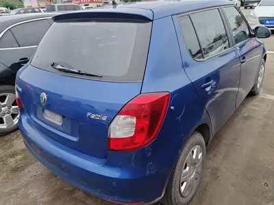 Skoda Fabia 2012, 70200 км, за 16800 CNY