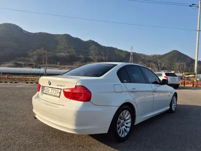 BMW 3-Series 2009, 181000 км, за 2650000 KRW