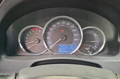 Toyota Corolla 2017, 53000 км, за 52480.32 CNY - фото 8