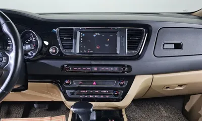 Kia Canival 2017, 141095 км, за 14900000 KRW - фото 13