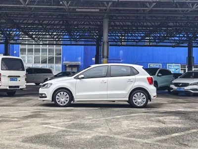 Volkswagen Polo 2016, 102000 км, за 31800 CNY - фото 8
