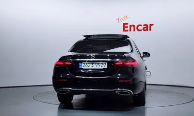 Mercedes-Benz E-Class 2022, 97712 км, за 99990000 KRW