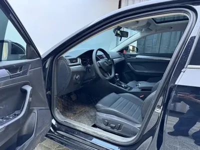 Skoda Superb 2023, 4800 км, за 162800 CNY - фото 8
