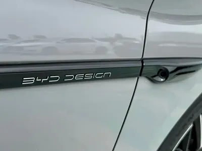 BYD Han 2025, 25000 км, за 118800 CNY - фото 24