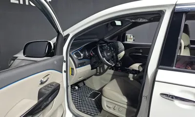Kia Canival 2019, 68588 км, за 14000000 KRW - фото 10