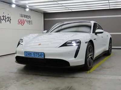 Porsche Taycan · 2023 год