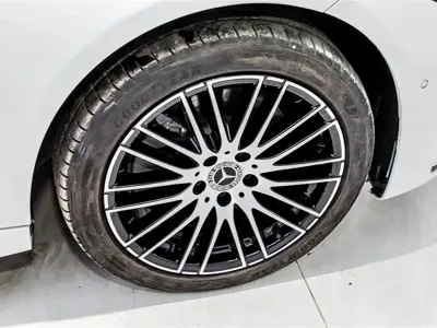 Mercedes-Benz C-Class 2024, 39600 км, за 191800 CNY