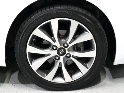 Hyundai Accent 2016, 52009 км, за 6400000 KRW - фото 18