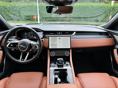 Jaguar XFL 2024, 5300 км, за 249800 CNY - фото 14