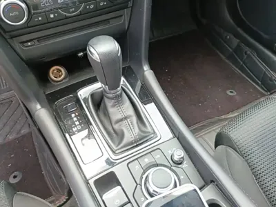 Mazda 3 Axela 2018, 43500 км, за 43000 CNY - фото 14