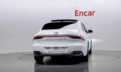 Hyundai Grandeur 2022, 56397 км, за 25300000 KRW