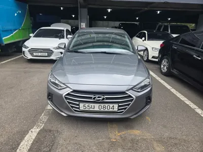 Hyundai Avante · 2016 год