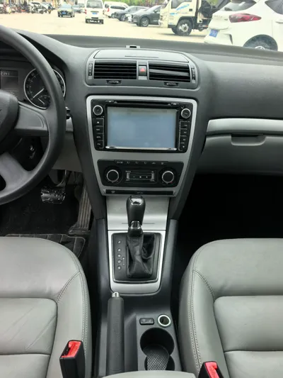Skoda Octavia 2014, 103700 км, за 34825.91 CNY - фото 19