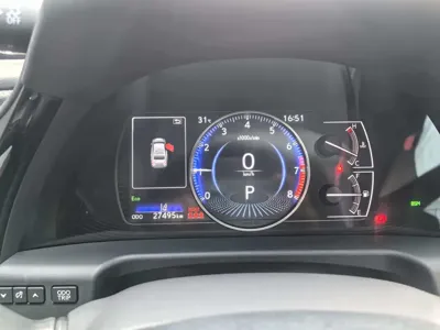 Lexus ES 2023, 27000 км, за 181800 CNY - фото 20