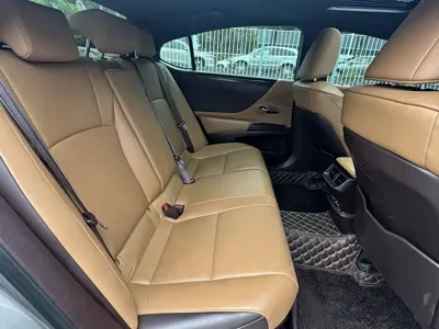 Lexus ES 2019, 65000 км, за 169000 CNY - фото 18