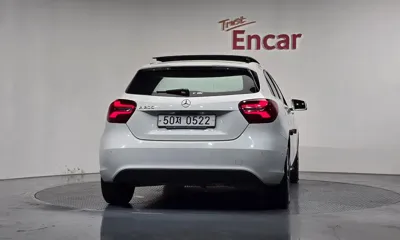 Mercedes-Benz A-Class 2016, 56107 км, за 10990000 KRW